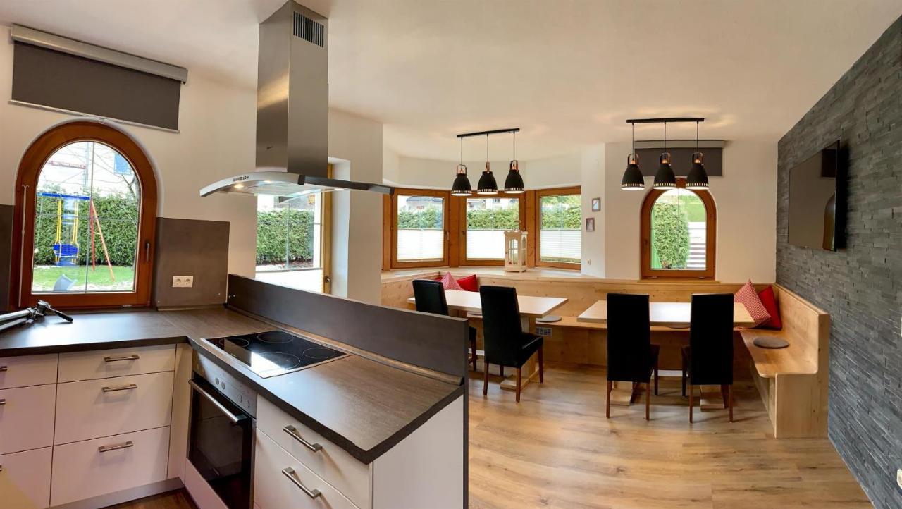Chalet Neuhaus Ried im Zillertal Buitenkant foto